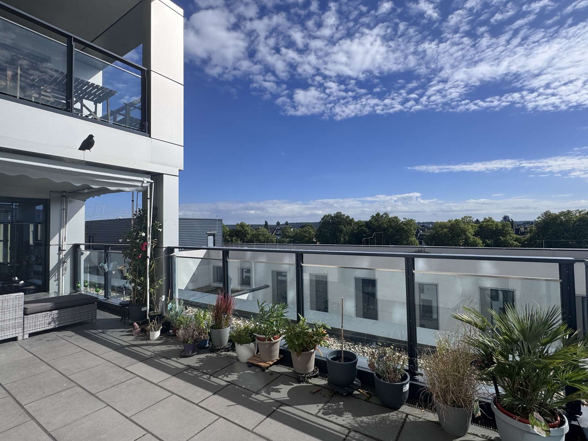 LAGE! LUXUS! LIFESTYLE! Premium Citywohnung mit XL-Terrasse & Tiefgaragen-Option in Bestlage, 40211 Düsseldorf, Wohnung